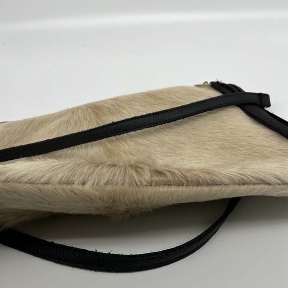 Seam Reap The "Derby" Large Clutch in natural cowhide. Like new - Picture 10 of 14